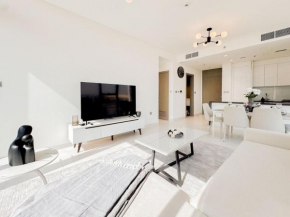 Azure - 1-Bed Luxury by Crystal Lagoon, Downtown